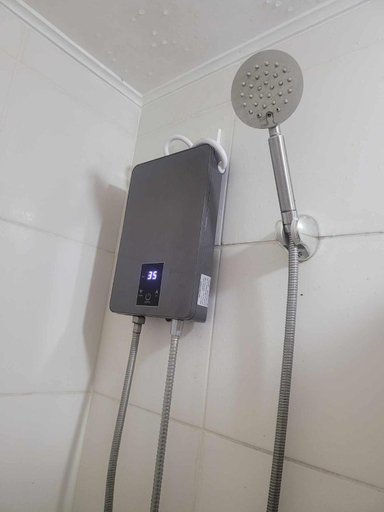 Bathroom 5, Studio Unit-8 Spatial Condo, Davao City