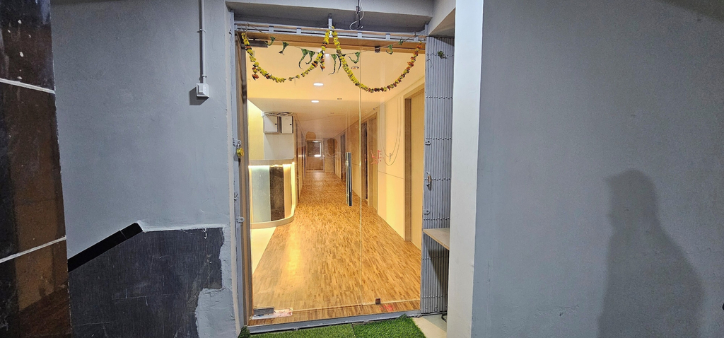 Interior entrance 2, Hotel The Shivay, Ahmadabad