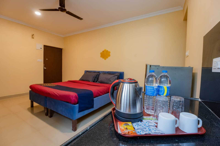 Bathroom 5, New White Minar, North Goa