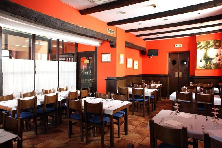 Food & Drinks 4, Hostal Antxitonea, Navarra
