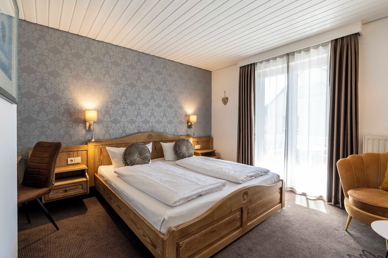 Bedroom 2, Hotel in den Herrnwiesen, Main-Spessart