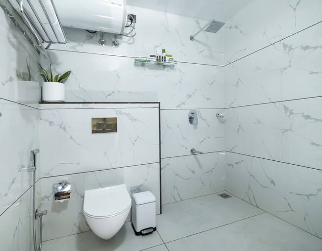 Bathroom 2, Vanani Resort and Caravan Park Munnar, Theni