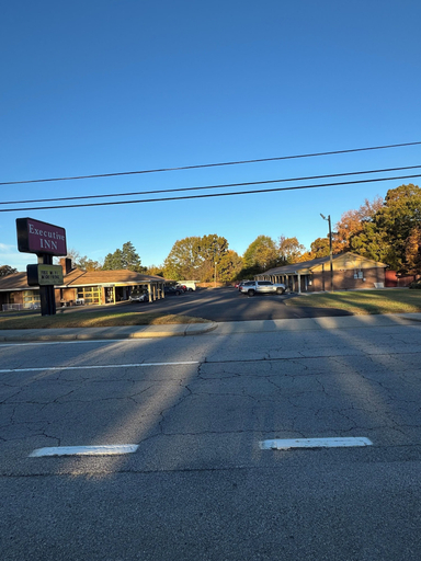 Exterior 5, The Executive Inn, Danville
