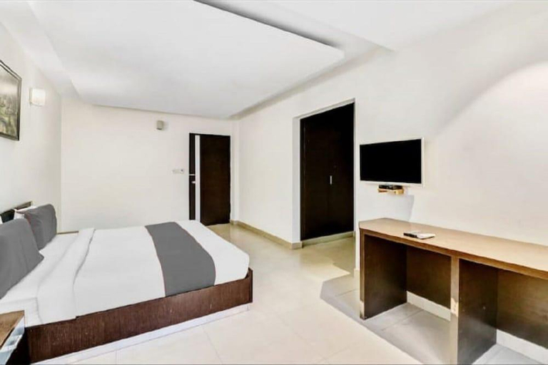 Bedroom 2, Airport Hotel Aerocity Inn, Delhi