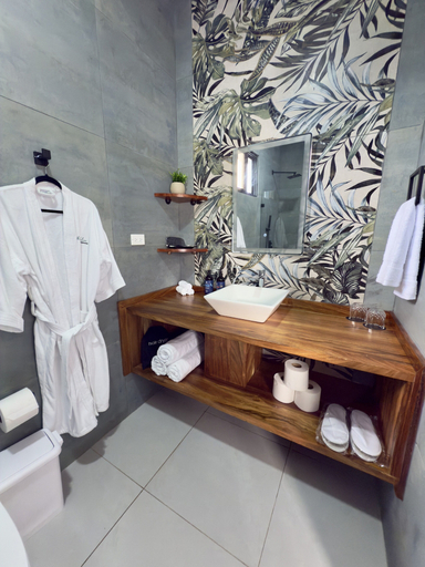 Bathroom 4, Biofilia Monteverde, Puntarenas