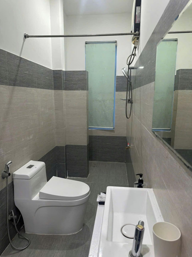 Bathroom 5, Full House Hotel And Apartment, Da Nang