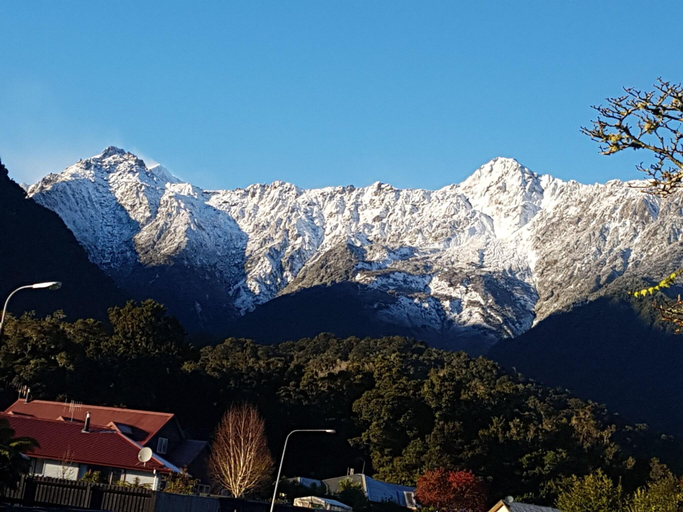 Exterior & Views 2, Lake Matheson, Westland