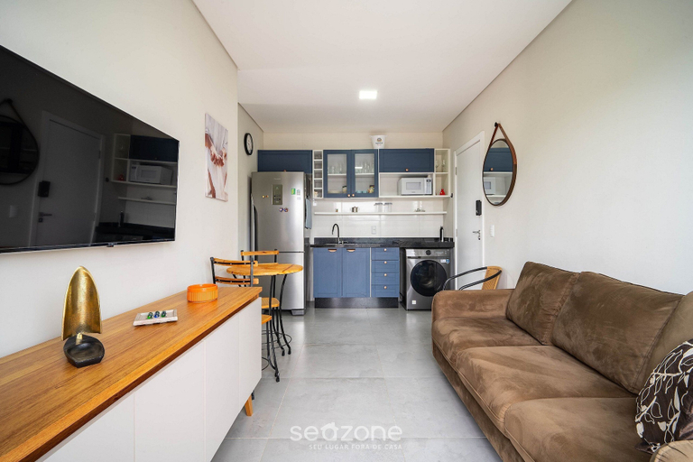 Living area, Apto moderno c/varanda em Campeche CRN101, Florianopolis