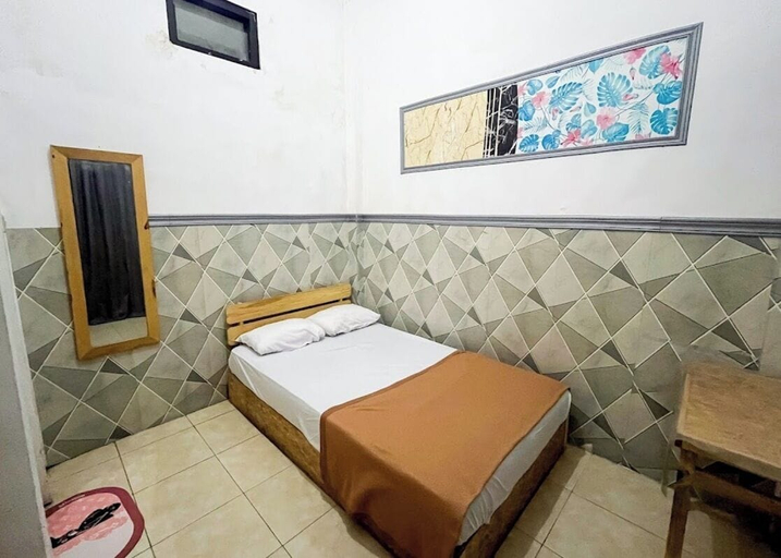 Room 2, Rumi Hotel, Malang