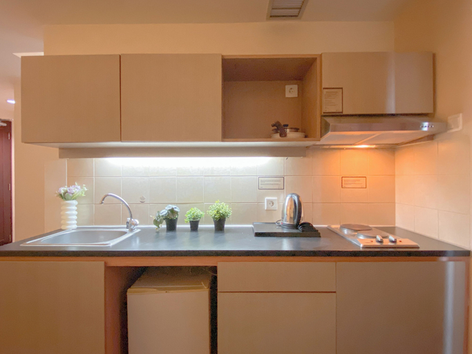Private kitchen 4, Good Deal 1Br Apartment At Marina Ancol, Jakarta Utara
