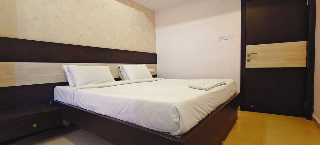 Room 5, RR Grand Inn, Coimbatore