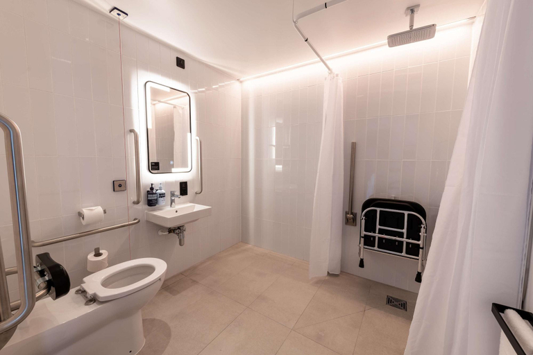 Bathroom 4, YOTELPAD London Stratford, London
