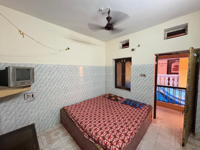 Room 2, Hotel Durga Villa Lodge Puri, Puri