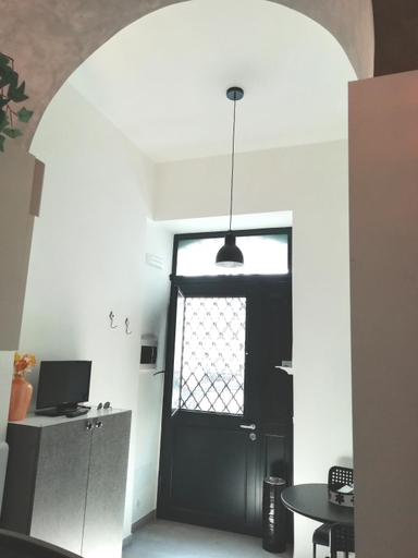 Others 4, Theatron Houses- Centro Storico, Catania