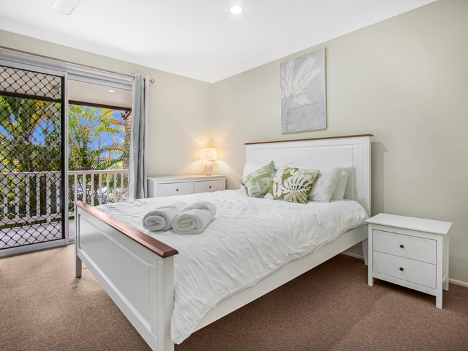 Bedroom 3, Relaxing Townhouse Steps from the Beach, Hervey Bay - Pt A