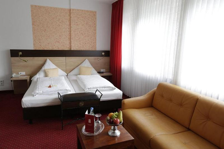 Bedroom 3, Hotel Cascade Superior, Düsseldorf