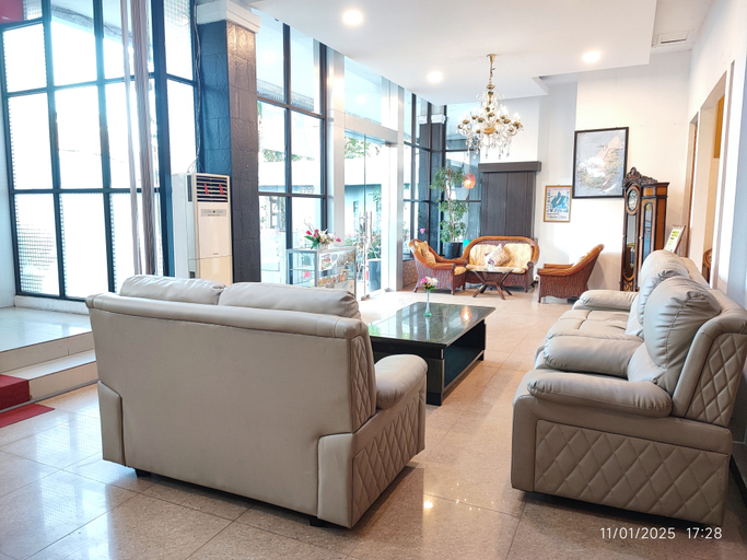 Others 5, Queen City Hotel Banjarmasin ( A HARBOUR SIDE HOTEL ), Banjarmasin