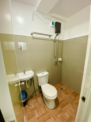 Bathroom 5, Laguno Bed and Breakfast, Moalboal