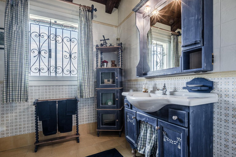 Bathroom 4, Villa Tania, Venezia