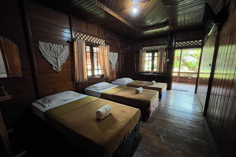 Room 3, Santa Monica Resort, Bogor