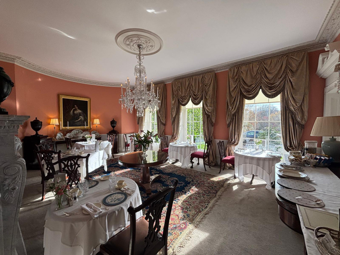Food & Drinks 4, Park Hall Manor, Derbyshire