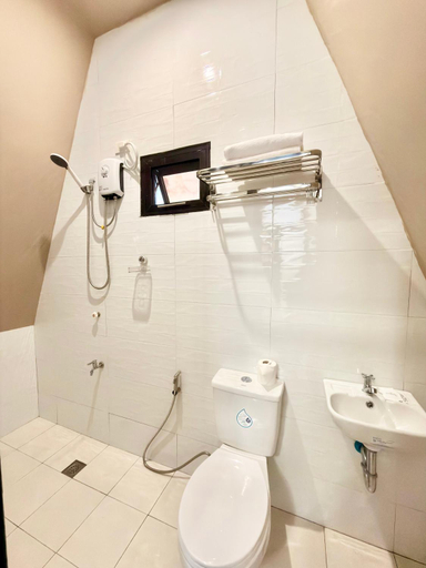 Bathroom 4, Shing Spa Resort Palawan, Brooke's Point