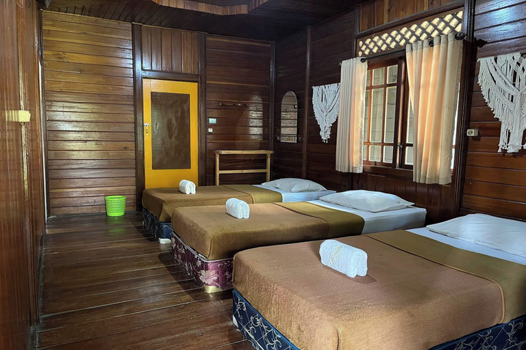 Room 5, Santa Monica Resort, Bogor