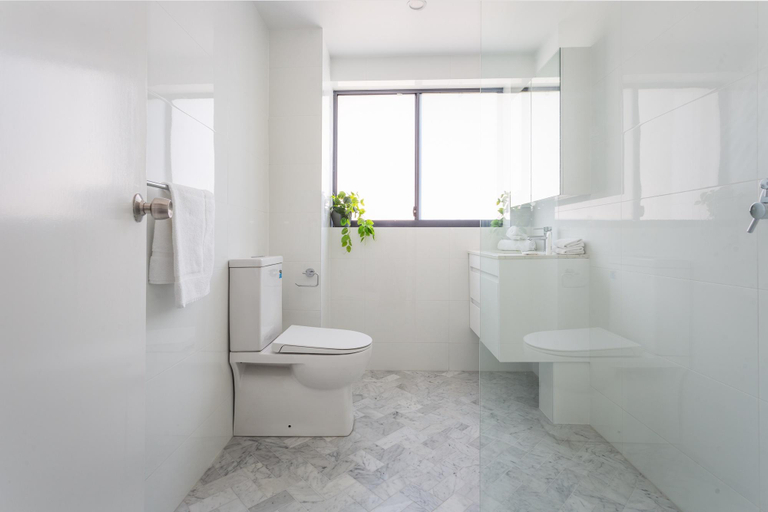 Bathroom, Unit With Balcony, Backyard and Parking Near Shops, Sydney
