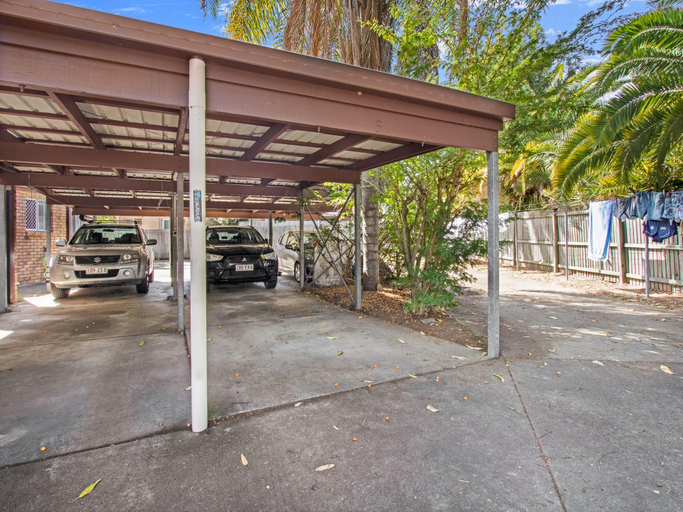 Exterior view 5, Relaxing Townhouse Steps from the Beach, Hervey Bay - Pt A