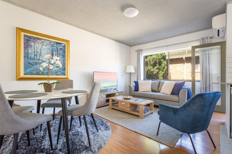Others 4, Unit With Balcony, Backyard and Parking Near Shops, Sydney