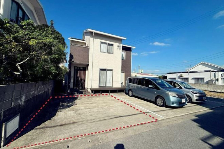 Exterior 2, ZZOKIAI Blue Fish! Only 2 mins to beach by walk! Maximun 11 persons!, Itoman