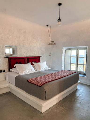 Others 5, Santa Irini Retreat, South Aegean