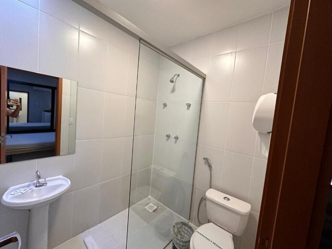 Bathroom, Pousada do Atleta, Brasília
