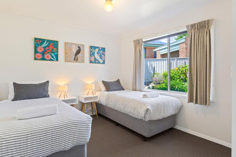 Bedroom 2, Eagle Heights Villas, Bega Valley