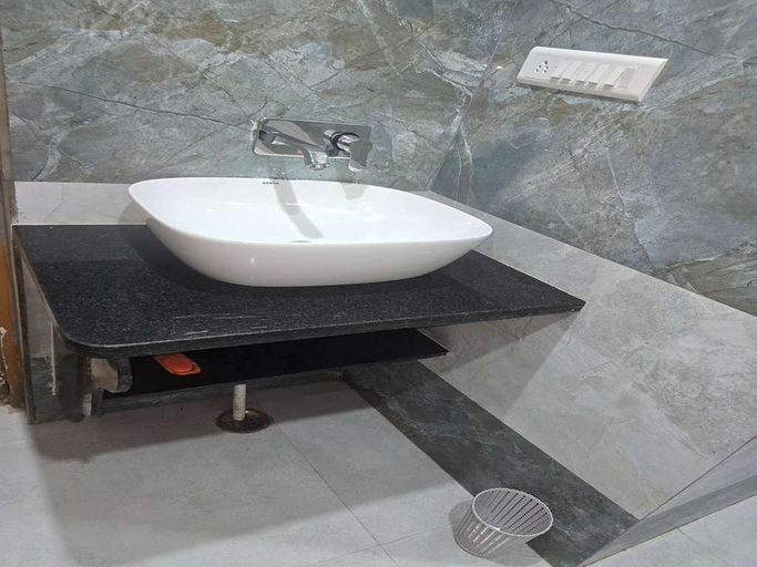 Bathroom 5, Happy Home Guest House, Udaipur
