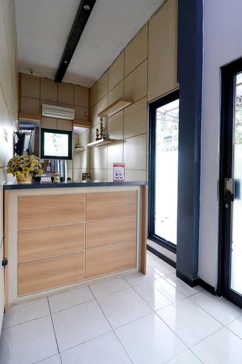 Others 5, RedDoorz Plus near Undip Tembalang, Semarang