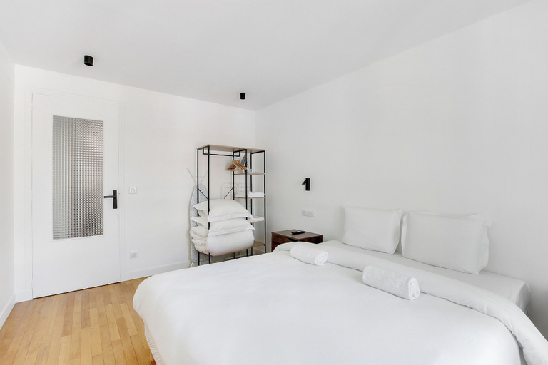 Room 2, Appartements rue du Maréchal Leclerc, Seine-Saint-Denis
