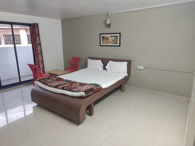 Bedroom 2, Hotel Son of Sun, Osmanabad