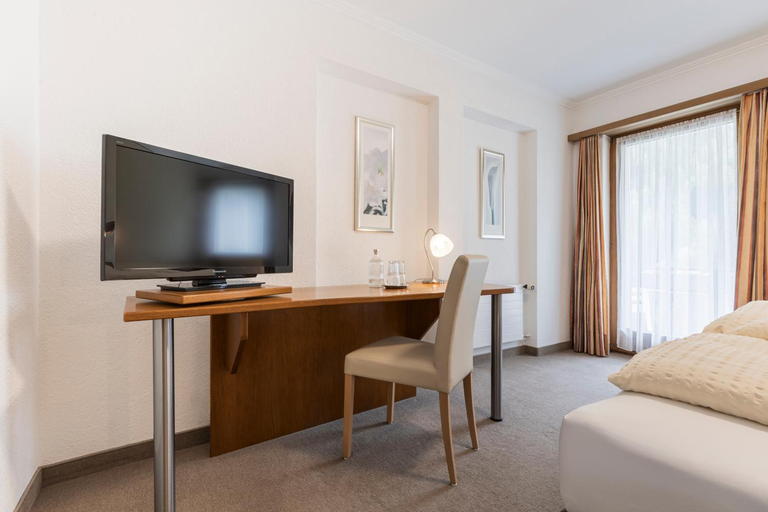 Bedroom 3, Soliva Hotel & Apartments by MEIN SAMNAUN - MOUNTAIN HOMES, Inn