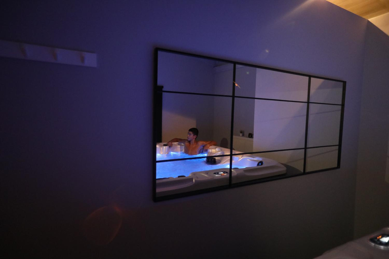 Bathroom 5, Filoxenia Hotel & Spa, West Greece