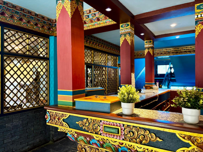 Public Area 2, Hotel De Purang, Dhaualagiri