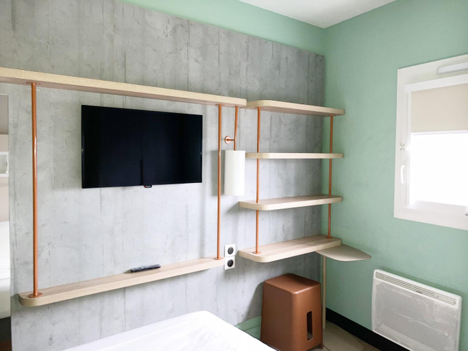 Bedroom 3, ibis budget Rouen Nord Isneauville, Seine-Maritime