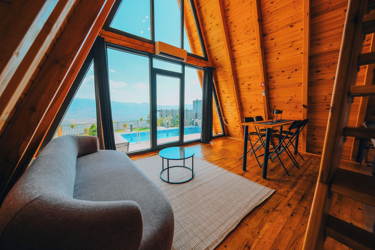 Room 5, Sun Valley Bungalow, Geyve