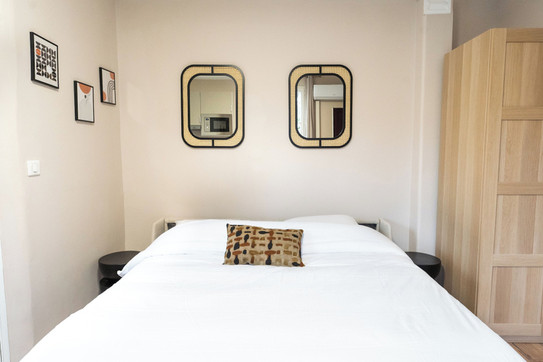 Living area 2, Appartements rue de Fécamp, Paris