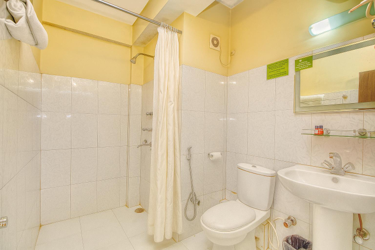 Bathroom 4, Greendale Residence, East Sikkim