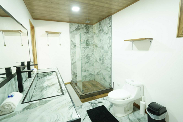 Bathroom 4, Blue Dreams Boutique Hotel, Talamanca