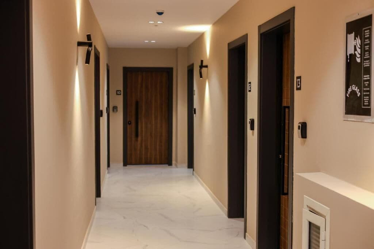 Room 2, Blue Studios By Comfort Suites, Kavajës