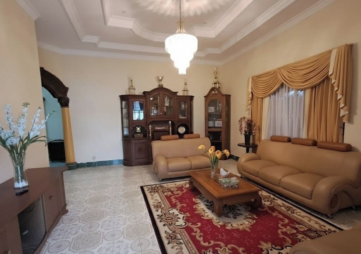 Reception 5, OYO 94930 Yetelu Guest House, Bontang
