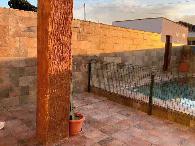 Exterior 2, Chalet con piscina privada familias, Cádiz