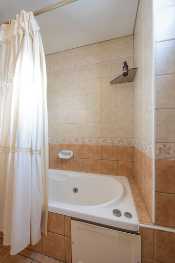 Bathroom 3, Hotel Punta Condor, Bariloche